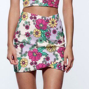 ZARA FLORAL PRINT MINI SKIRT MULTICOLOR S Small